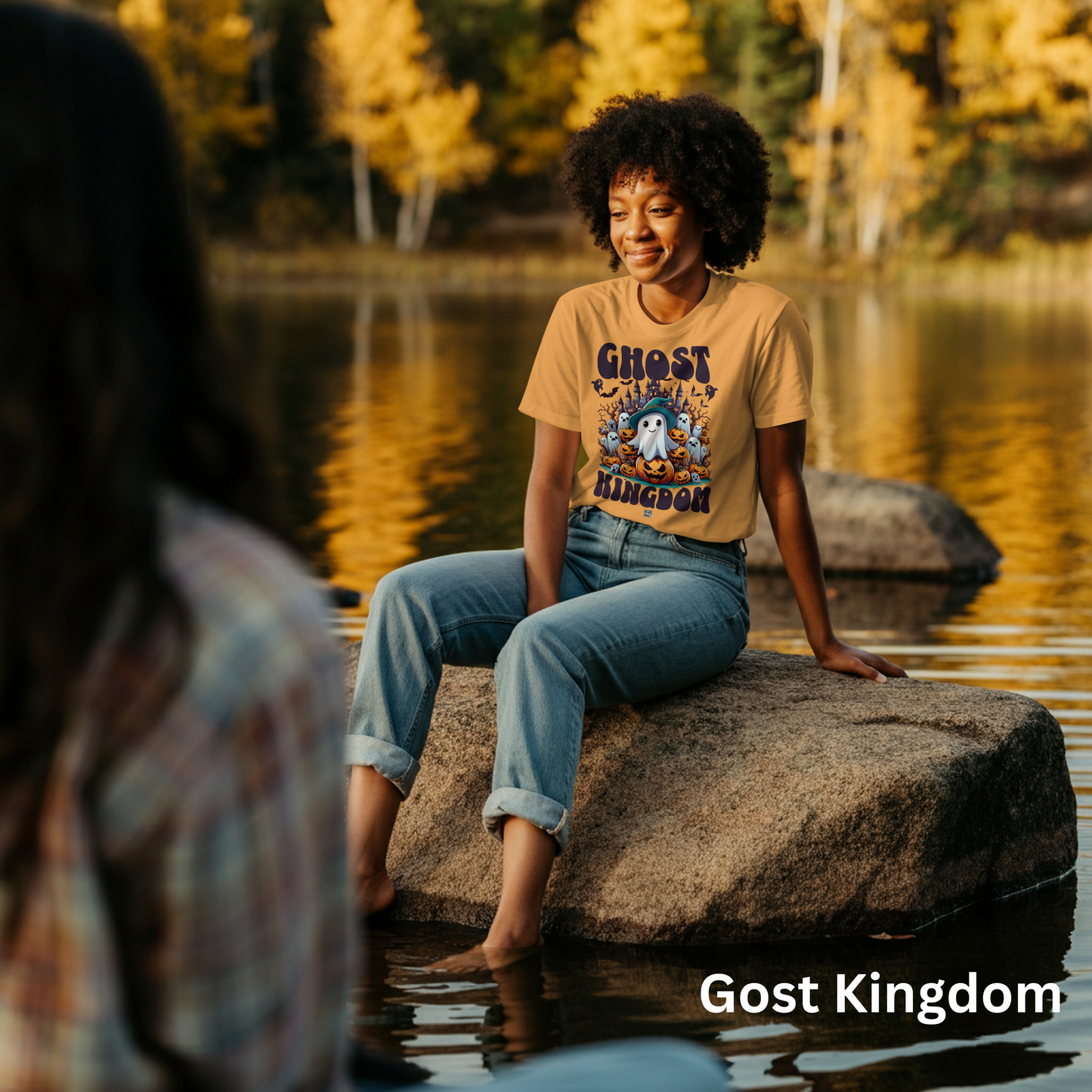 Entdecke das schwarze Halloween-Shirt in fünf Motiven